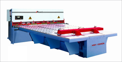 数控前送料液压摆式剪板机